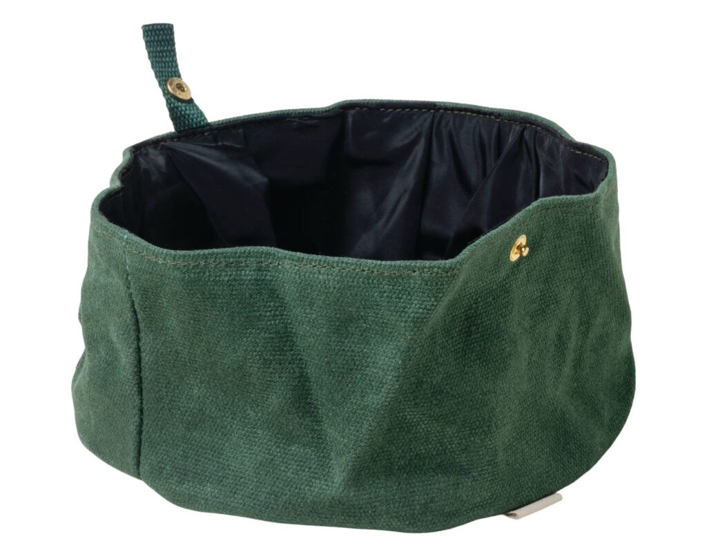 Image of a Collapsible Dog Bowl from Zali And Co